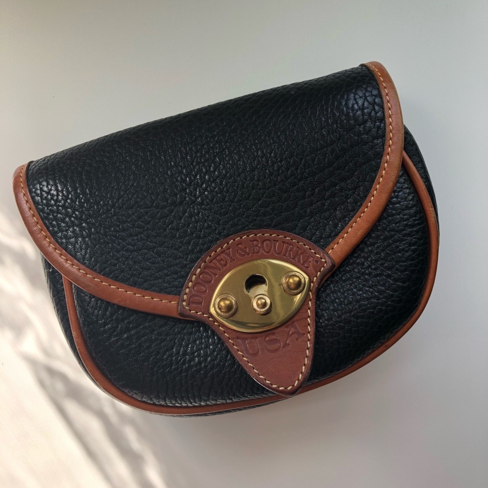 Dooney & Bourke Leather crossbody purse